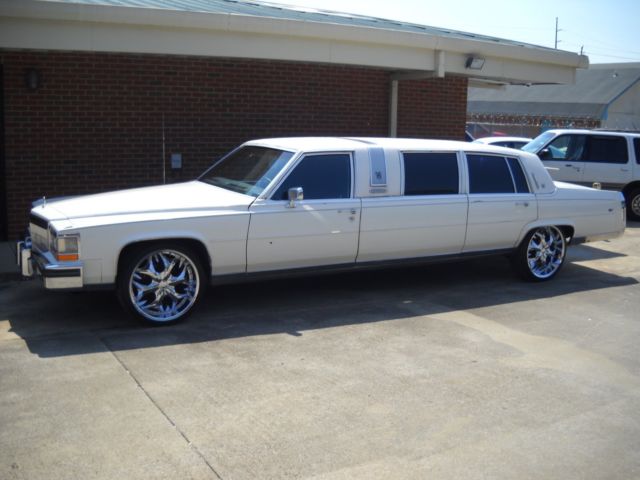 1986 Cadillac Brougham Limousine - photo 2