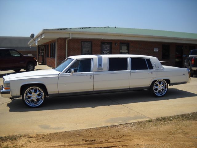 1986 Cadillac Brougham Limousine - photo 4