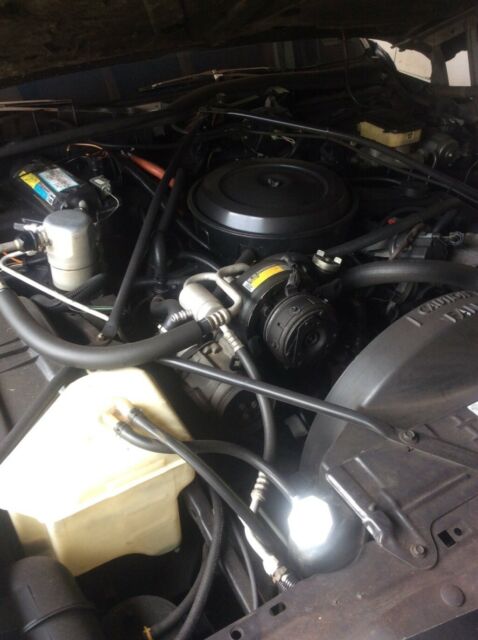 1986 Cadillac Brougham - photo 3