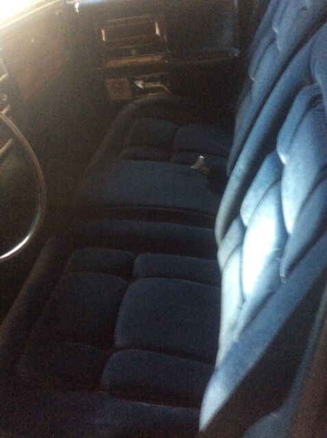 1986 Cadillac Brougham - photo 6