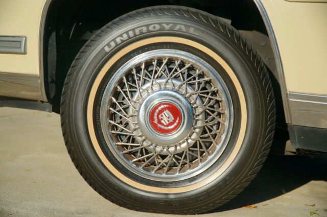 1986 Cadillac DeVille Coupe DeVille - photo 11