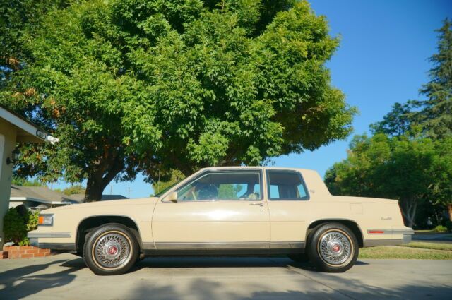 1986 Cadillac DeVille Coupe DeVille - photo 2