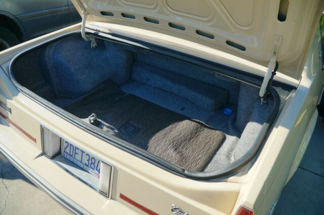 1986 Cadillac DeVille Coupe DeVille - photo 9