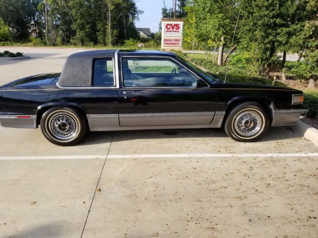 1986 Cadillac DeVille Touring Car - photo 2