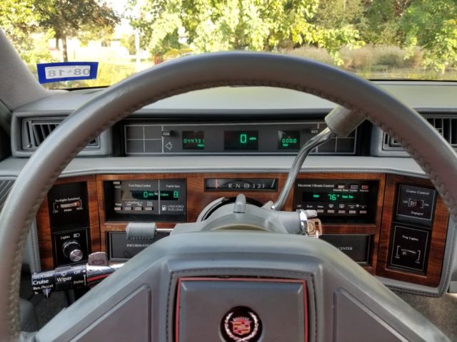 1986 Cadillac DeVille Touring Car - photo 6