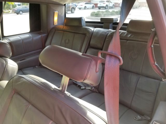 1986 Cadillac DeVille Touring Car - photo 9