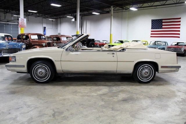 1986 Cadillac DeVille -- - photo 2