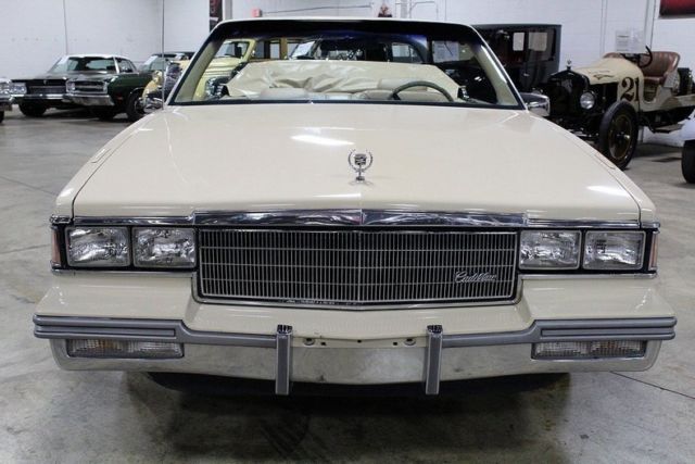 1986 Cadillac DeVille -- - photo 8
