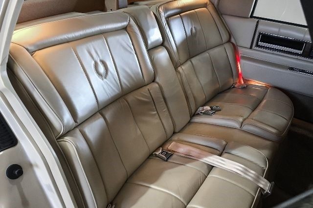 1986 Cadillac DeVille Fleetwood - photo 13