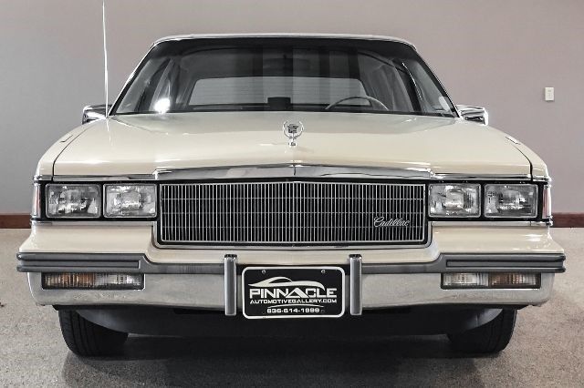 1986 Cadillac DeVille Fleetwood - photo 4
