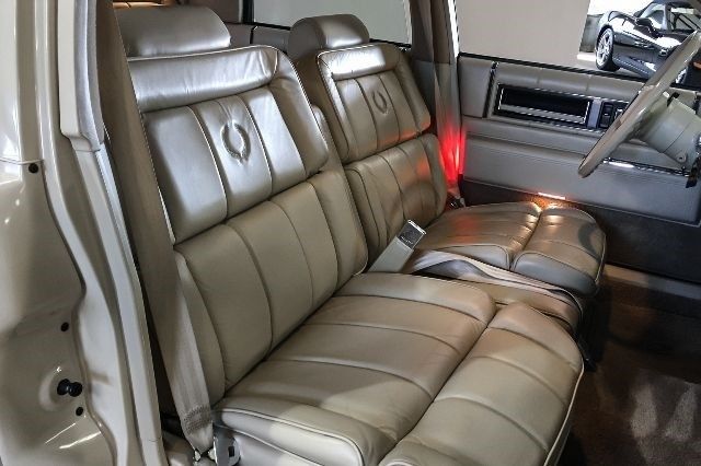 1986 Cadillac DeVille Fleetwood - photo 6