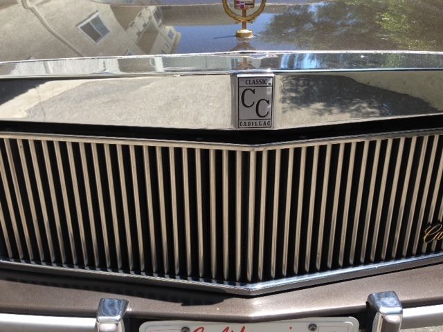 1986 Cadillac Fleetwood - photo 2