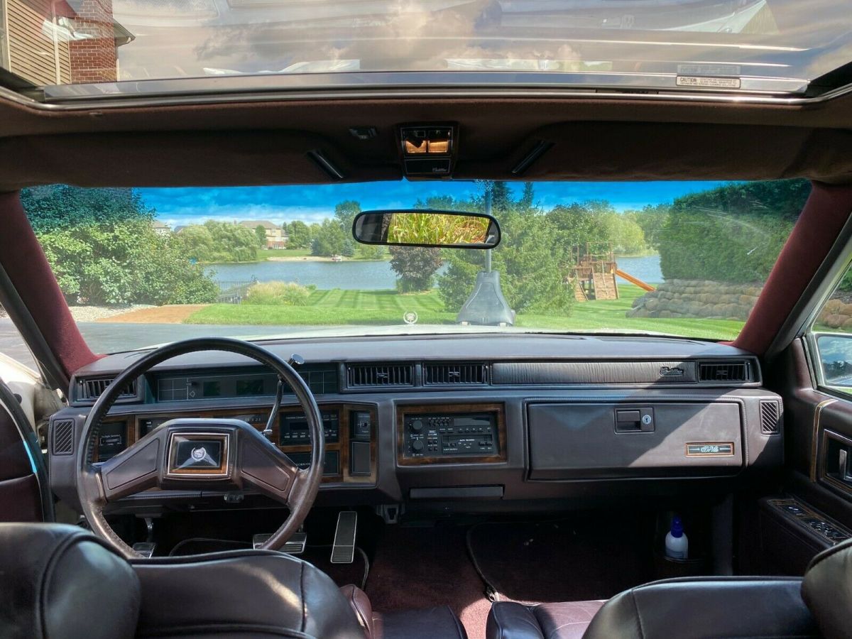 1986 Cadillac DeVille Fully loaded - photo 5