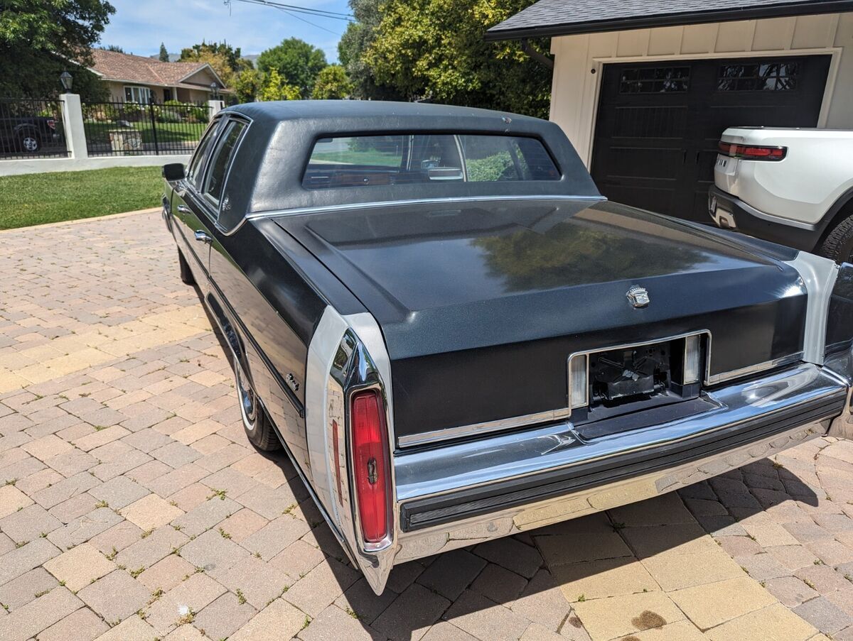 1986 Cadillac Fleetwood BROUGHAM - photo 12