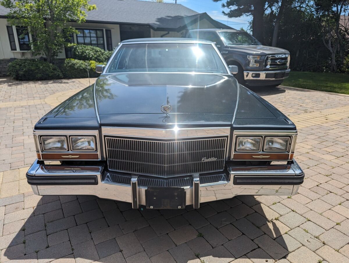 1986 Cadillac Fleetwood BROUGHAM - photo 5
