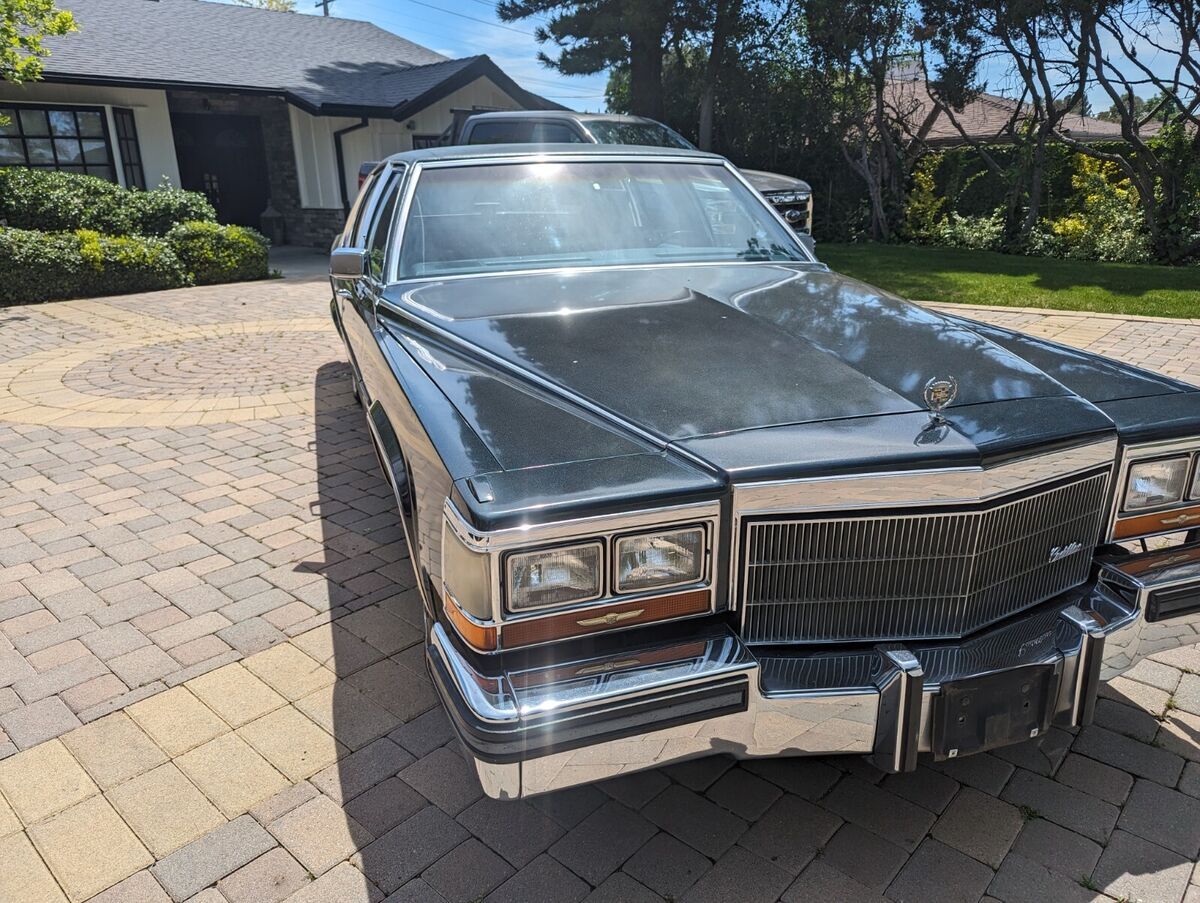 1986 Cadillac Fleetwood BROUGHAM - photo 6