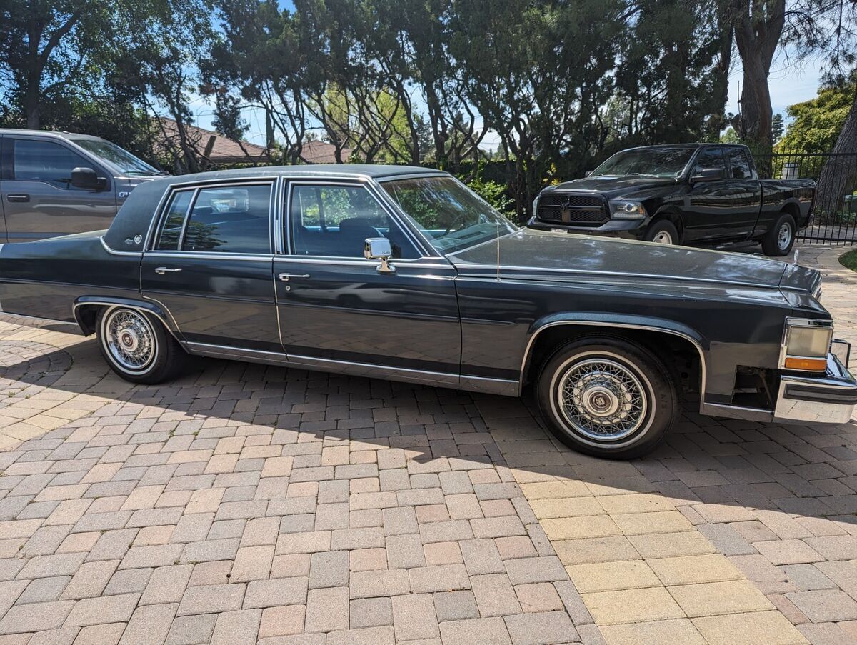 1986 Cadillac Fleetwood BROUGHAM - photo 8