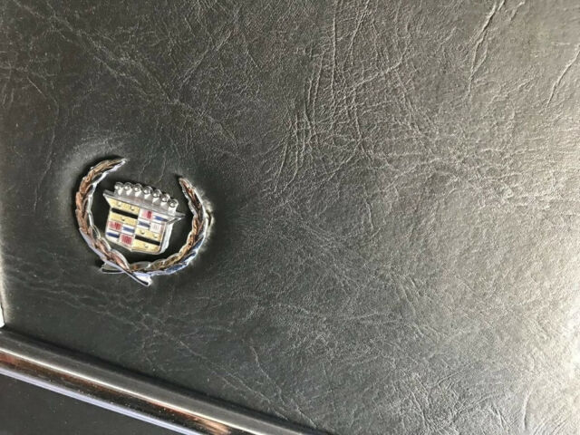 1986 Cadillac Fleetwood - photo 12