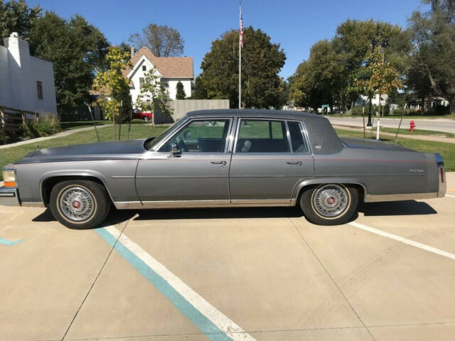 1986 Cadillac Fleetwood - photo 7