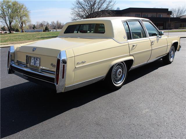 1986 Cadillac Fleetwood -- - photo 3