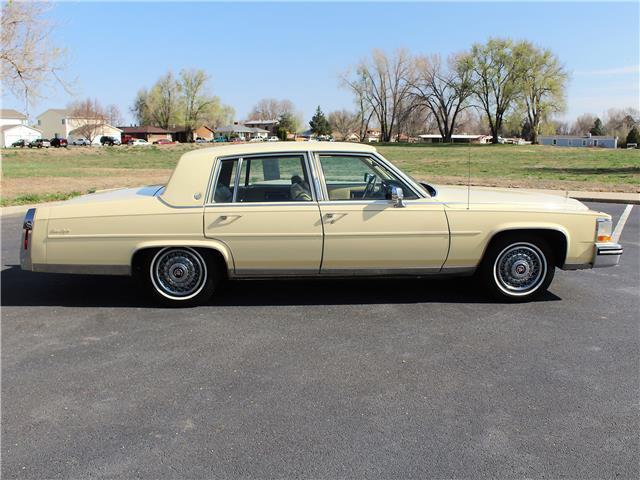 1986 Cadillac Fleetwood -- - photo 7