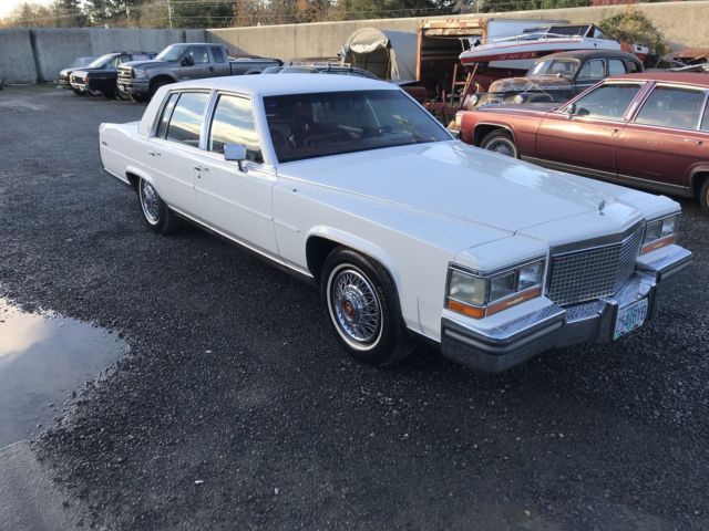 1986 Cadillac Fleetwood - photo 8