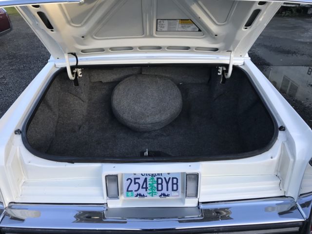 1986 Cadillac Fleetwood - photo 9