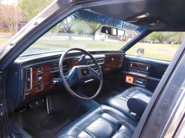 1986 Cadillac Fleetwood - photo 3