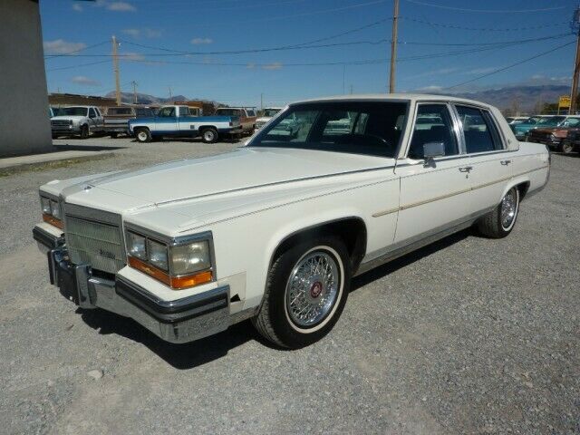 1986 CADILLAC FLEETWOOD BROUGHAM D'ELEGANCE 72000 MILES ONE OWNER CALIF CAR 1986 Cadillac Fleetwood