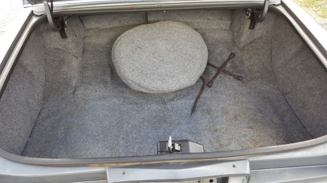 1986 Cadillac Fleetwood - photo 12