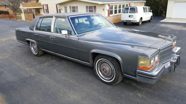 1986 Cadillac Fleetwood - photo 2