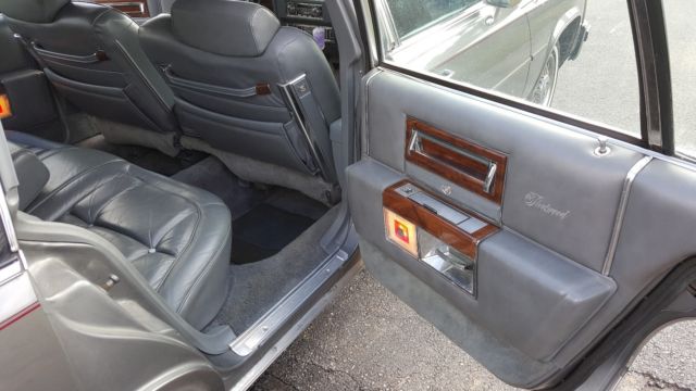 1986 Cadillac Fleetwood - photo 9