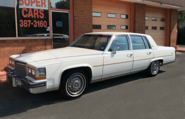 1986 Cadillac Fleetwood Brougham D'elegance - photo 2
