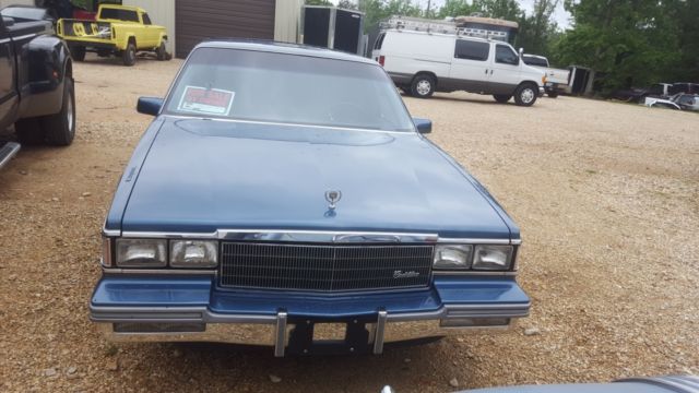 1986 Cadillac Fleetwood - photo 2