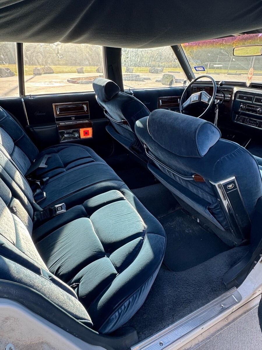 1986 Cadillac Fleetwood BROUGHAM - photo 12