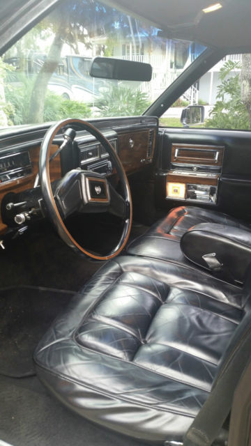 1986 Cadillac Fleetwood - photo 4