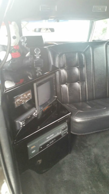 1986 Cadillac Fleetwood - photo 5