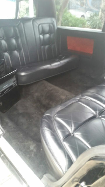 1986 Cadillac Fleetwood - photo 8