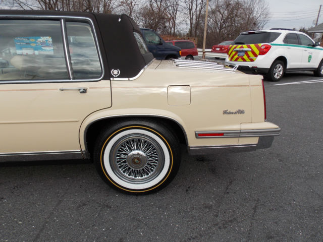 1986 Cadillac DeVille Sedan DeVille - photo 5