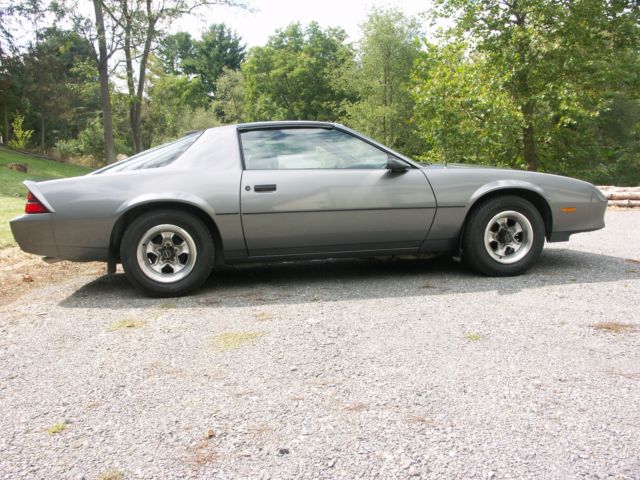 1986 Chevrolet Camaro 2 DOOR SPORT COUPE - photo 6