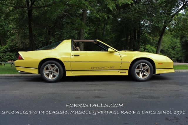 1986 Chevrolet Camaro IROC - Z28 - photo 3