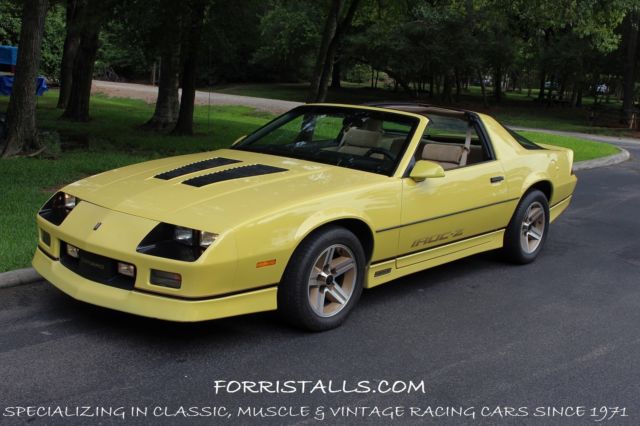 1986 Chevrolet Camaro IROC - Z28 - photo 5