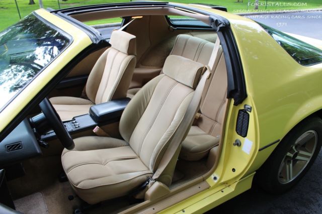 1986 Chevrolet Camaro IROC - Z28 - photo 8