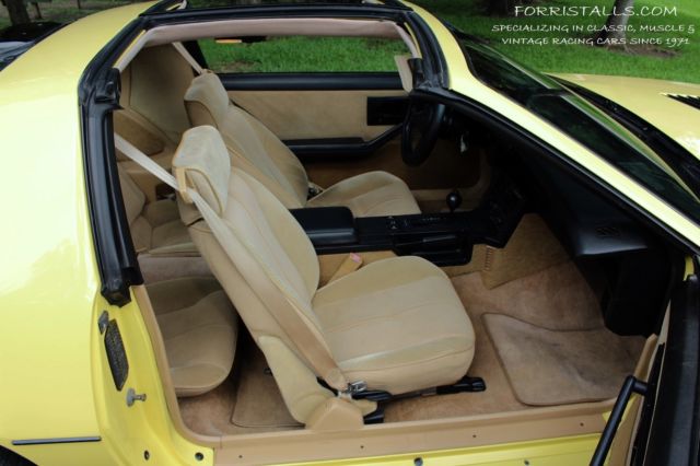 1986 Chevrolet Camaro IROC - Z28 - photo 9