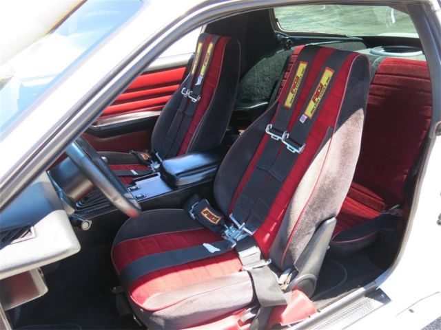 1986 Chevrolet Camaro - photo 13