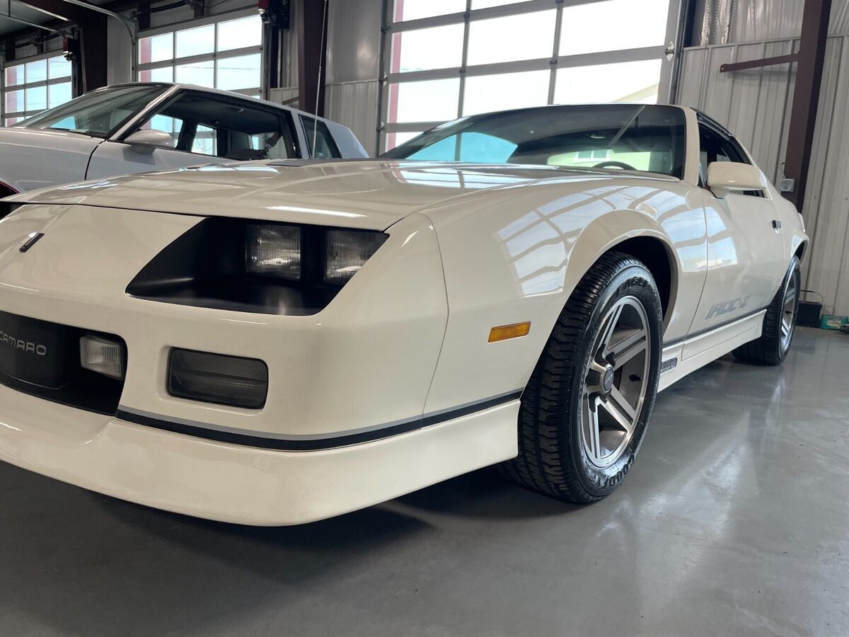 1986 Chevrolet Camaro - photo 6