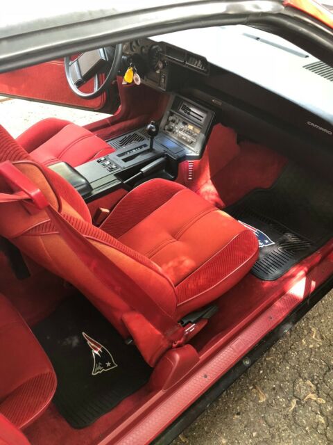 1986 Chevrolet Camaro - photo 13