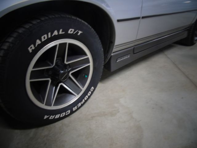 1986 Chevrolet Camaro Z28 - photo 10