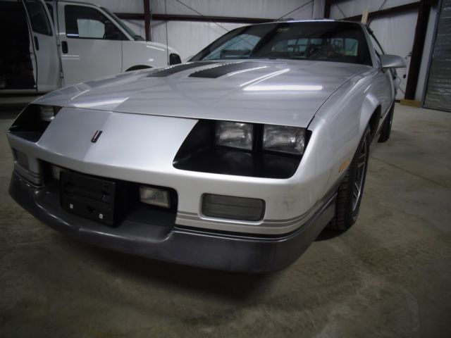 1986 Chevrolet Camaro Z28 - photo 8
