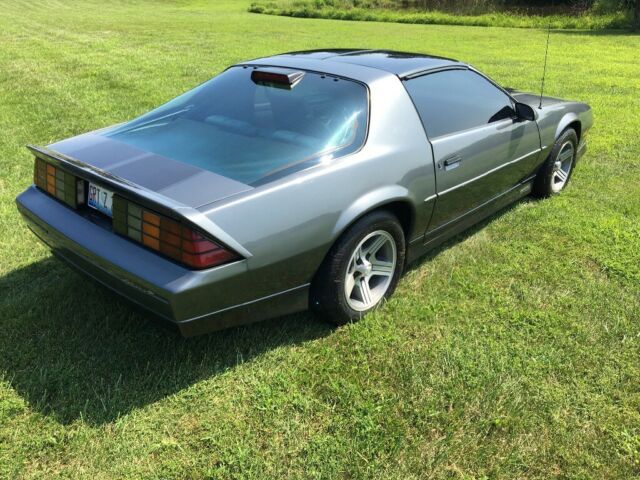 1986 Chevrolet Camaro Z28 - photo 8